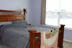 748 Florence St, Hampshire, IL 60140 - Photo 15