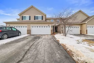 748 Florence St, Hampshire, IL 60140 - Photo 1