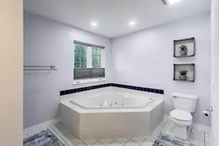 1677 Driftwood Ln, Crystal Lake, IL 60014 - Photo 23