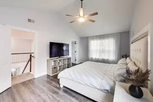 1677 Driftwood Ln, Crystal Lake, IL 60014 - Photo 19