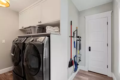 205 W Cook Avenue, Libertyville, IL 60048 - Photo 37