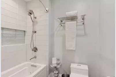 205 W Cook Avenue, Libertyville, IL 60048 - Photo 43