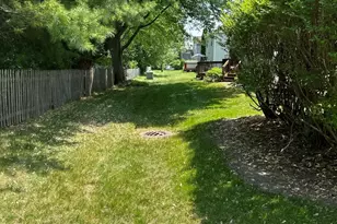 1931 Tamahawk Ln, Naperville, IL 60564 - Photo 37