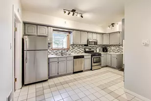 9116 S Claremont St, Chicago, IL 60643 - Photo 5