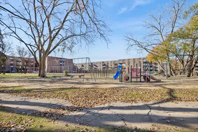 8905 Knight Avenue #211, Des Plaines, IL 60016 - Photo 7