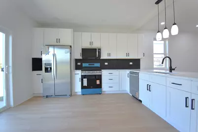 7421 Covington Place, Justice, IL 60458 - Photo 9