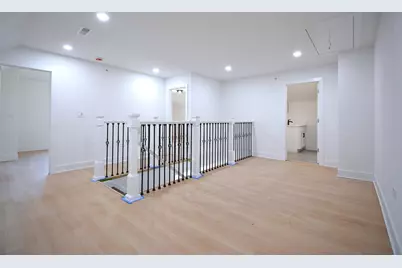 7421 Covington Place, Justice, IL 60458 - Photo 19