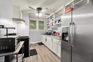 28 E 157th St, Harvey, IL 60426 - Photo 7