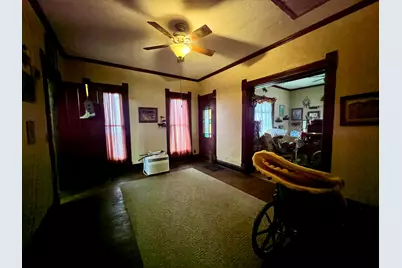 315 W Main Street, Oakland, IL 61943 - Photo 11