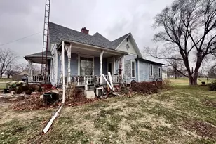 315 W Main St, Oakland, IL 61943 - Photo 15