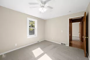 218 S Harrison St, Batavia, IL 60510 - Photo 9