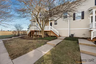 1526 Grand Drive #5, Dekalb, IL 60115 - Photo 1