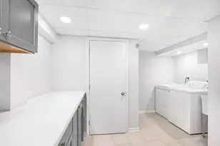 124 W Old Elm Rd, Lake Forest, IL 60045 - Photo 27