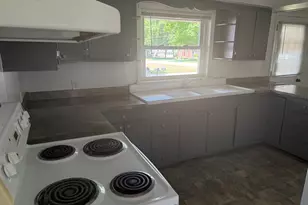 126 N 8th St, Hennepin, IL 61327 - Photo 3