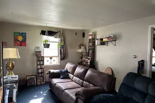 627 W Homer, Freeport, IL 61032 - Photo 5