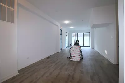 935 N Ashland Avenue #1, Chicago, IL 60622 - Photo 3