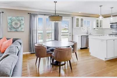 660 Robin Ridge, Elgin, IL 60123 - Photo 9