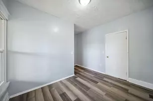 132 Akin Ave, Joliet, IL 60433 - Photo 9