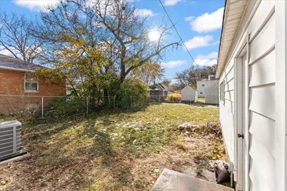 1407 W Clark Street, Champaign, IL 61821 - Photo 25