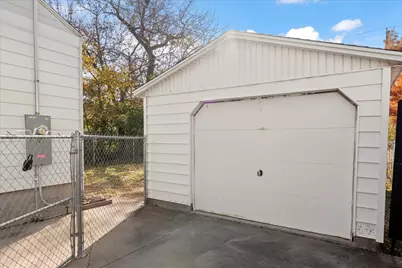 1407 W Clark Street, Champaign, IL 61821 - Photo 23