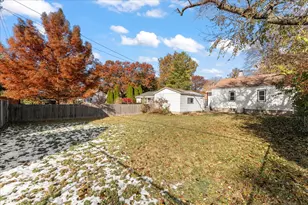 1407 W Clark St, Champaign, IL 61821 - Photo 27