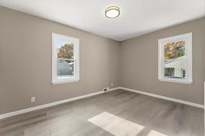 1407 W Clark Street, Champaign, IL 61821 - Photo 15