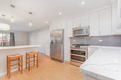 1031 N Earls Court, Palatine, IL 60067 - Photo 3