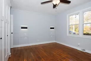 1811 E Lincoln St, Bloomington, IL 61701 - Photo 29