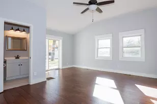 1811 E Lincoln St, Bloomington, IL 61701 - Photo 15