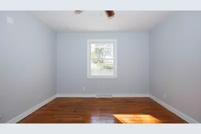 1811 E Lincoln Street, Bloomington, IL 61701 - Photo 35