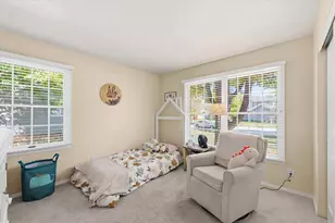 2707 Cherry Hills Dr, Champaign, IL 61822 - Photo 17