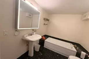 20 N Tower Rd, Oak Brook, IL 60523 - Photo 13