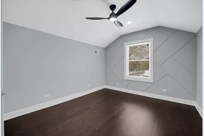 9356 S Manistee Avenue, Chicago, IL 60617 - Photo 15