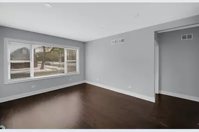 9356 S Manistee Avenue, Chicago, IL 60617 - Photo 9