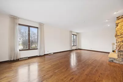 28 Concord Drive, Oak Brook, IL 60523 - Photo 7