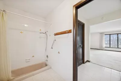 28 Concord Drive, Oak Brook, IL 60523 - Photo 23
