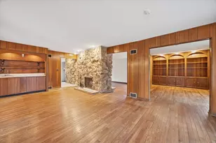 28 Concord Dr, Oak Brook, IL 60523 - Photo 11