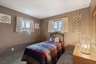 537-541 N Edgelawn Dr, Aurora, IL 60506 - Photo 11