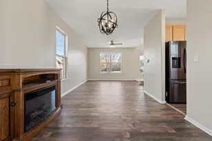 32804 Bending Creek, McHenry, IL 60051 - Photo 7