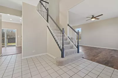 32804 Bending Creek, McHenry, IL 60051 - Photo 3