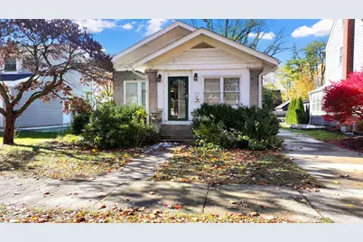 149 S Gladstone Avenue, Aurora, IL 60506 - Photo 1