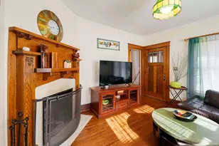 149 S Gladstone Ave, Aurora, IL 60506 - Photo 5