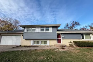 701 Terry Dr, Joliet, IL 60435 - Photo 1