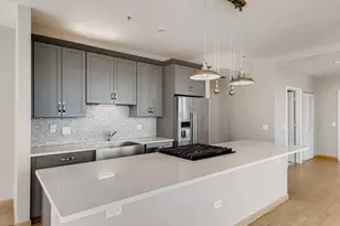 [Address not provided], Chicago, IL 60654 - Photo 9