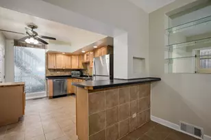 1244 W Race St, Chicago, IL 60642 - Photo 7