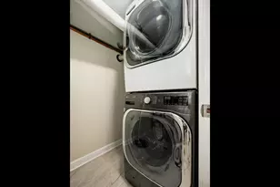 1244 W Race St, Chicago, IL 60642 - Photo 23