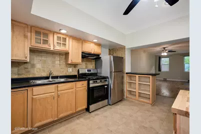 1244 W Race Street #1, Chicago, IL 60642 - Photo 9