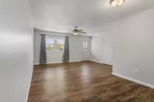 1201 Robin Rd, Mahomet, IL 61853 - Photo 7