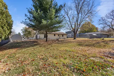 1201 Robin Road, Mahomet, IL 61853 - Photo 31