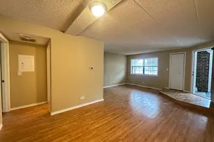 1504 W Jefferson Ave, Naperville, IL 60540 - Photo 3